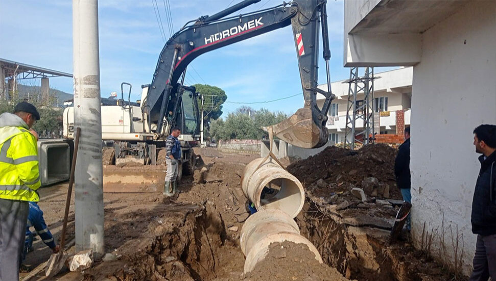 Torbalı Mersinli Deresi’nde taşkın riski ortadan kalktı